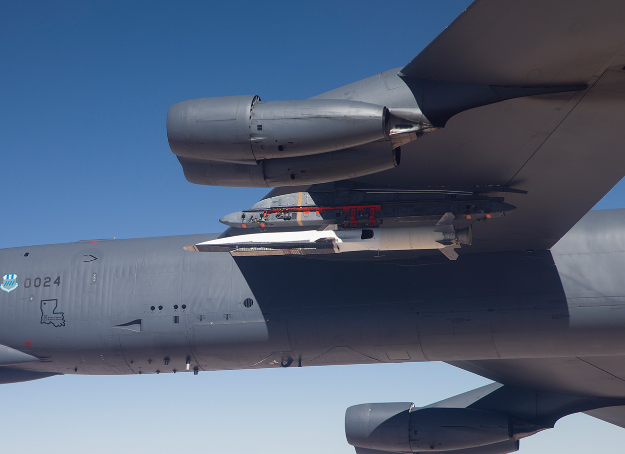 The X-51A Waverider achieved Mach 5.1 after launching from a U.S. Air Force B-52H in 2013. Credit: U.S. Air Force